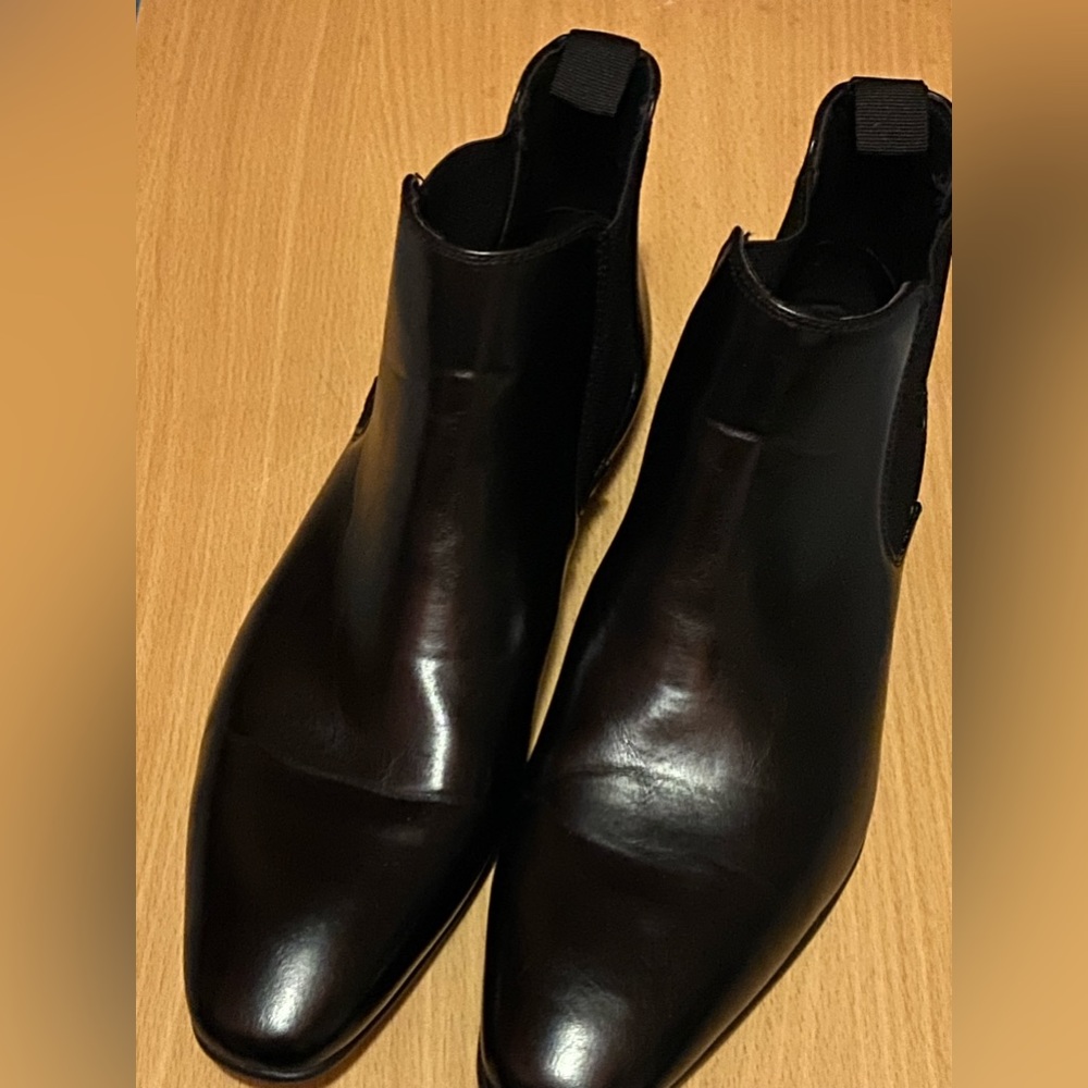 Truffle Man Ankle Boots Sz 8 Black Leather Pull On Flat Casual Classic Boot